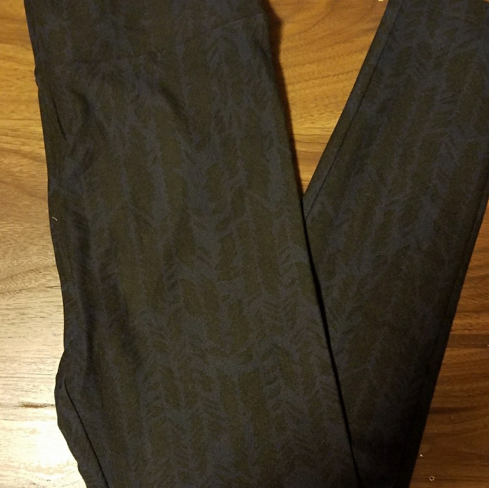 LULAROE One Size Leggings